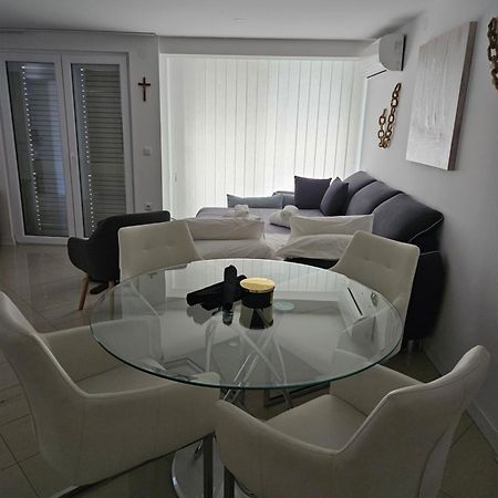 Apartman Stella Rovanjska Exteriör bild