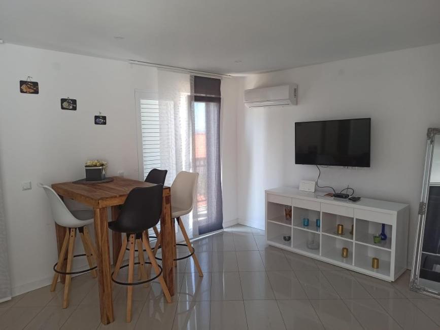 Apartman Stella Rovanjska Exteriör bild