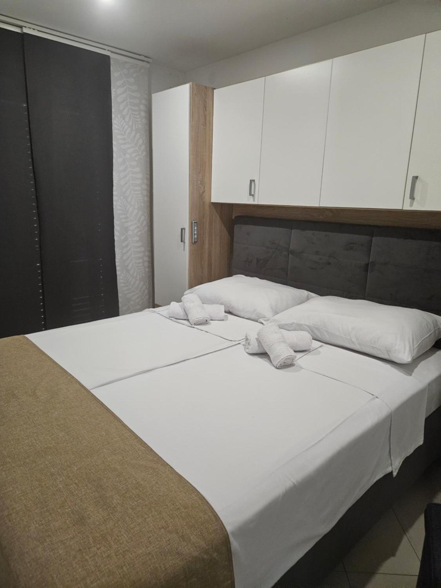 Apartman Stella Rovanjska Exteriör bild